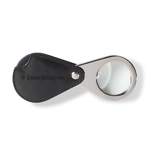 LU25 foldaway pocket magnifier with 3x magnification and black leather protective case