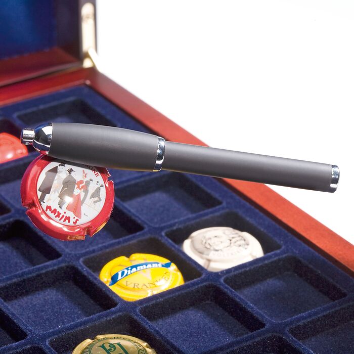 Ballpoint Pen with Magnet